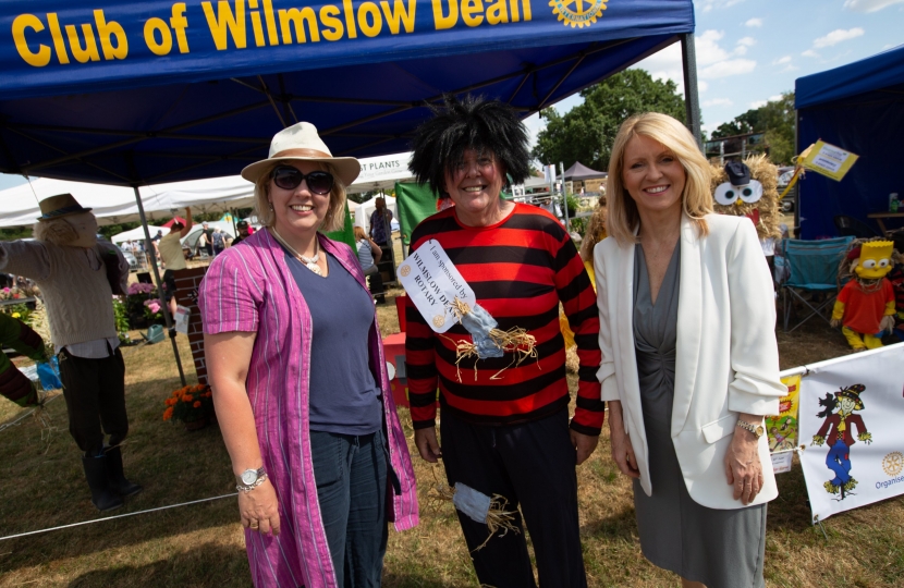 Judging the Wilmslow Scarecrow Competition
